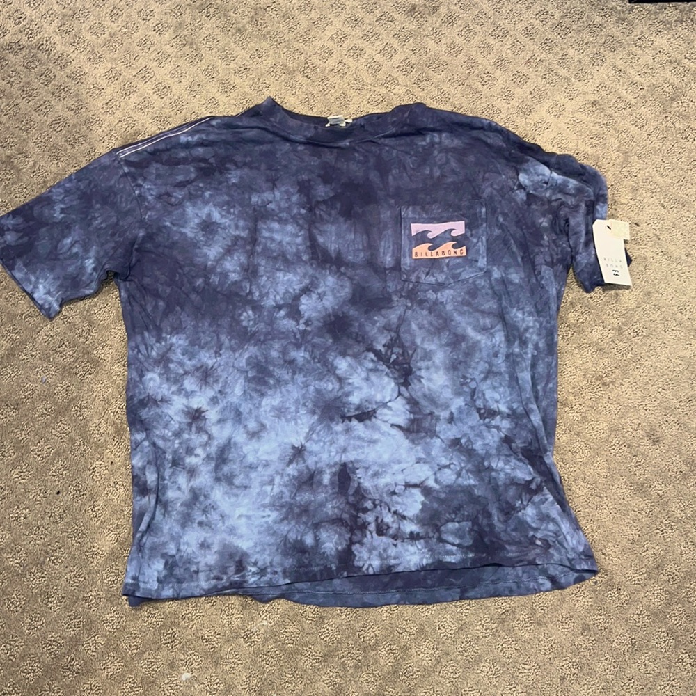 Brand new billabong t shirt
